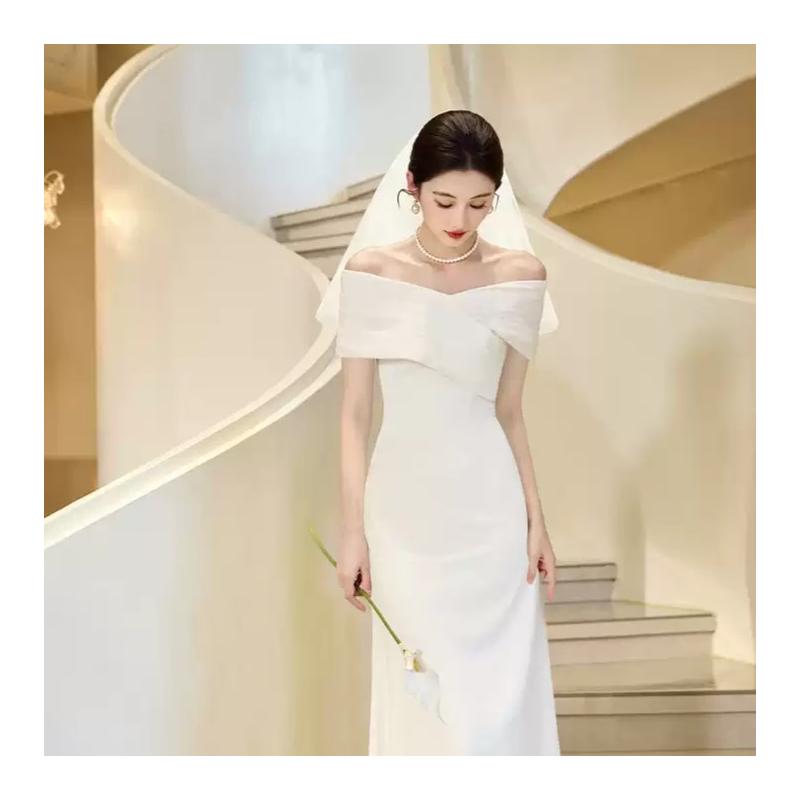 Elegant Off-Shoulder Bridal Gown