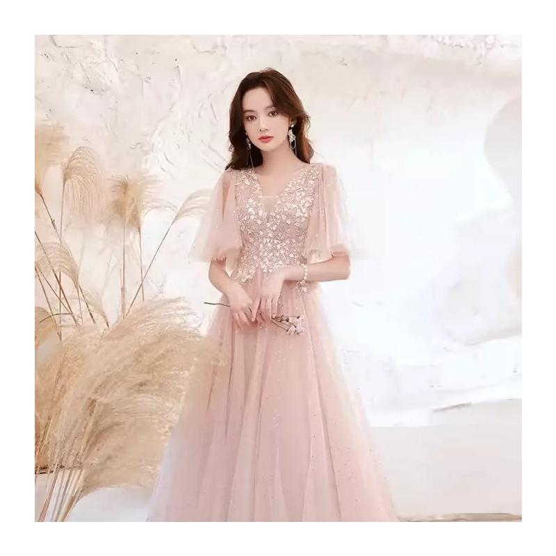 Elegant Pink V-Neck Tulle Gown