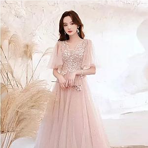 Elegant Pink V-Neck Tulle Gown
